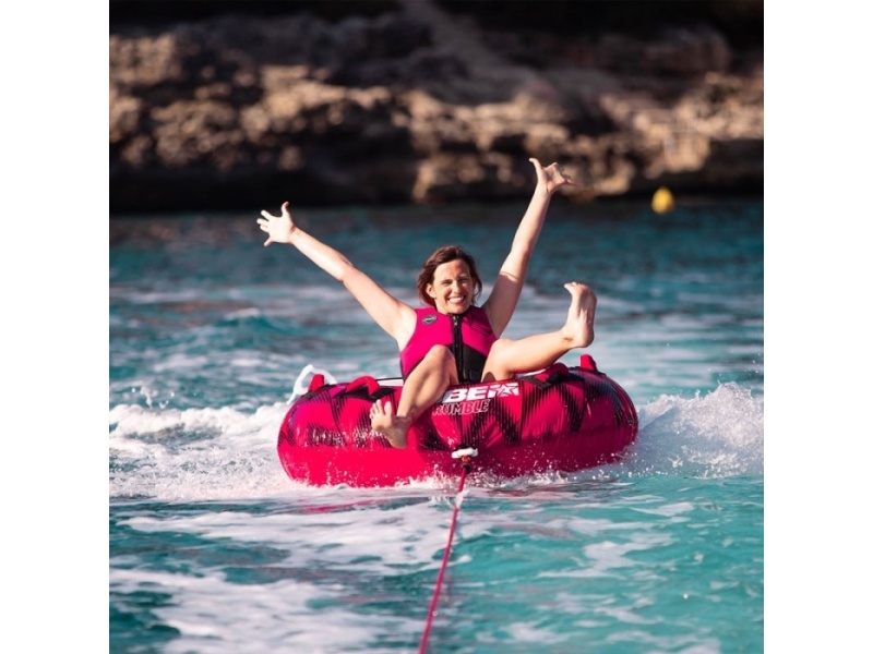 Gonfiabile da traino regolamentazione e sicurezza