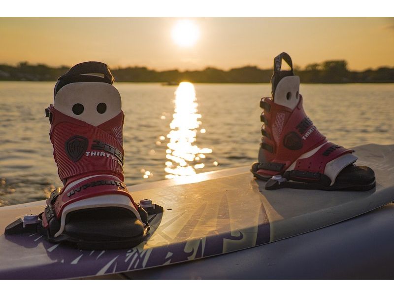 Come scegliere gli attacchi wakeboard?