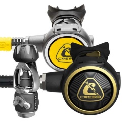 Set Erogatore Cressi Mc11& Zen Stage 3 - Staffa