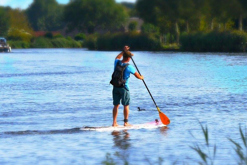 come remare o pagaiare in sup