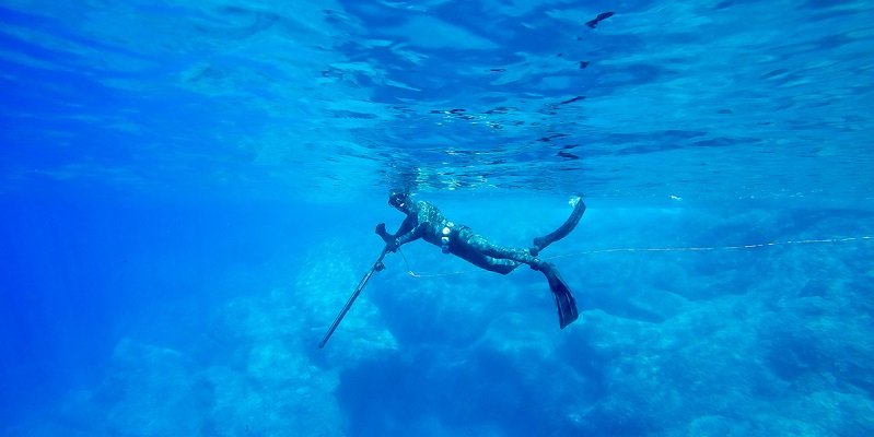 muta pesca subacquea