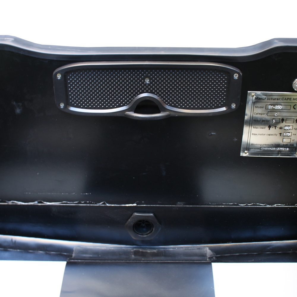 Specchio di poppa del Tender gommone Cape Horn