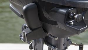 Cambi di marcia e comandi dell'acceleratore piacevoli e pratici