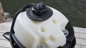 Serbatoio trasparente integrato